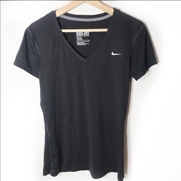 Nike Tops - NIKE Shirt